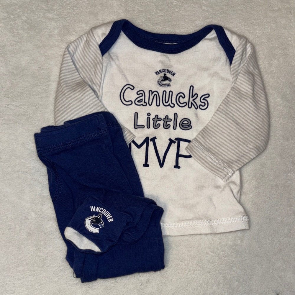 Vancouver Canucks Little MVP Baby Outfit - White & Navy